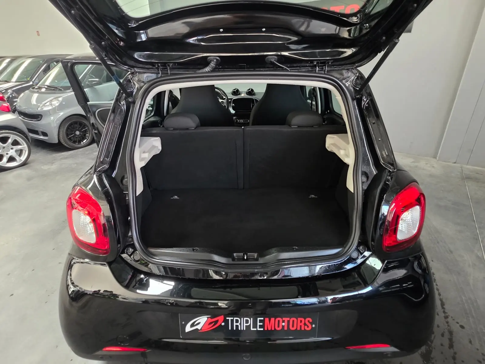 Smart ForFour EQ passion 15