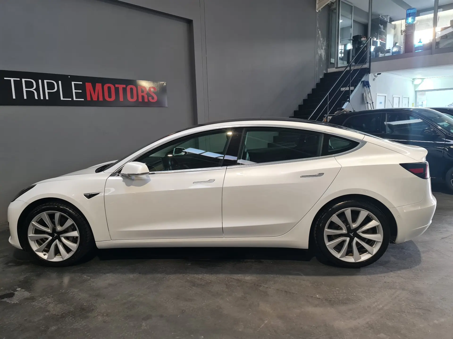 Tesla Model 3 Standard Range Plus RWD 15