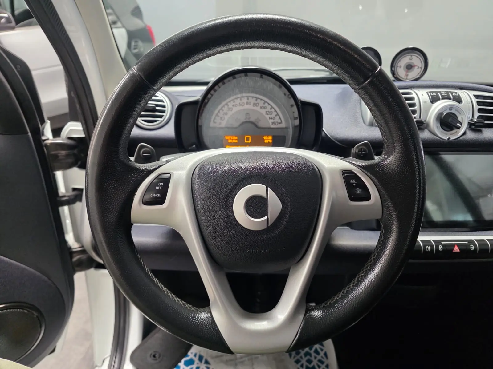 Smart ForTwo Coupé 1.0 T Pulse 84 Softouch 16