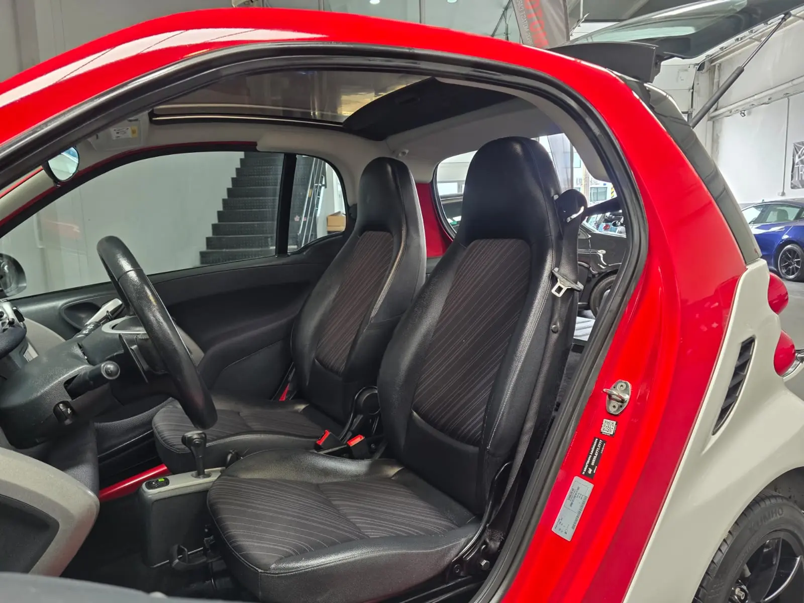 Smart ForTwo Coupé 1.0 mhd Pulse 71 Softouch 4