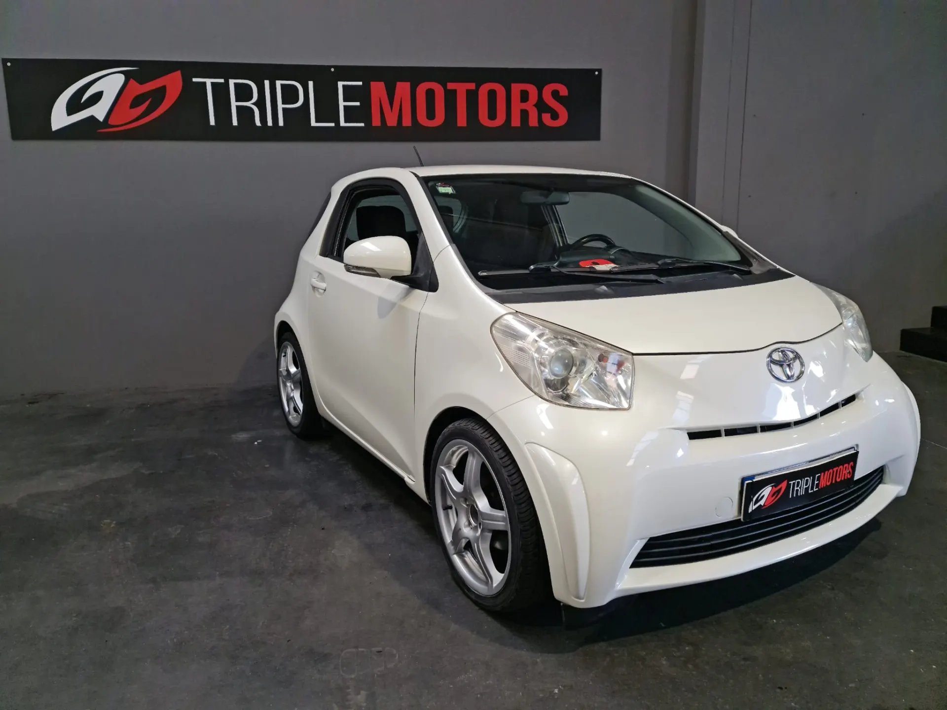 Toyota iQ 1.4 D-4D 13