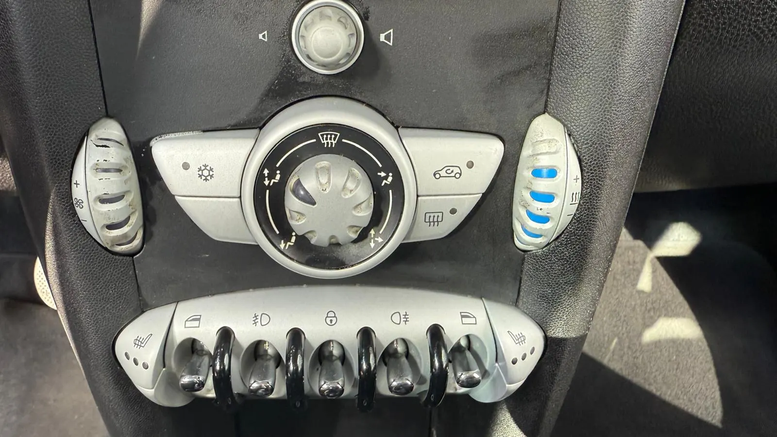 MINI 3 Portas Cooper D 13