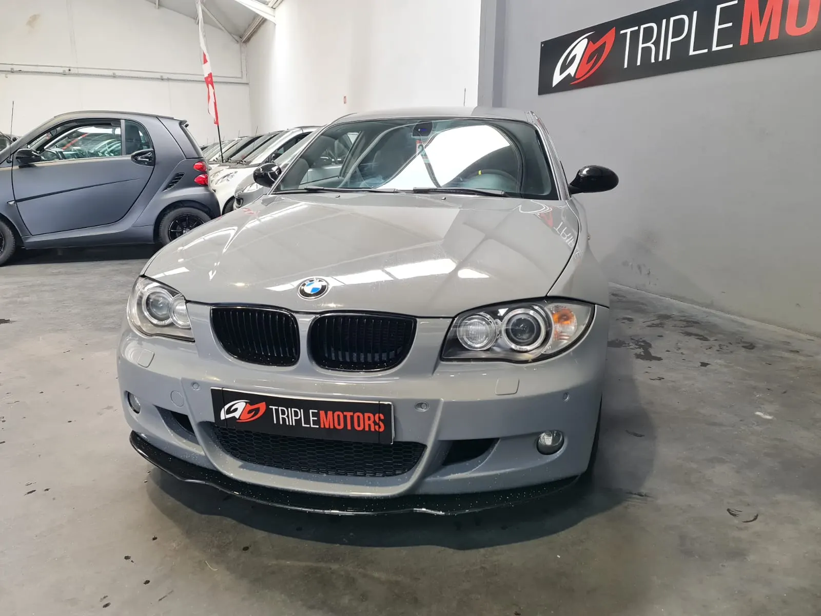 BMW 118 d Pack M 14