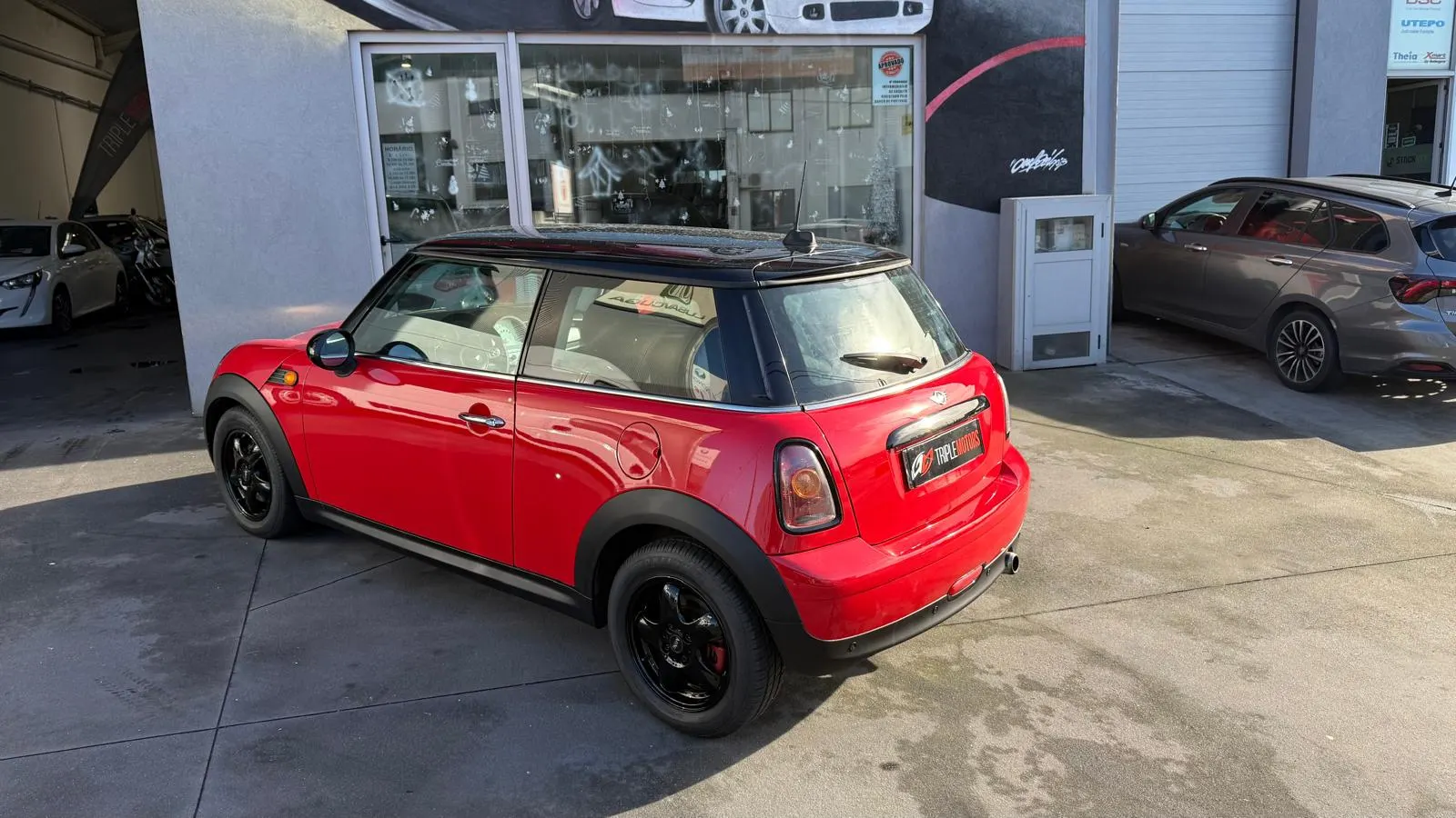 MINI 3 Portas Cooper D 9