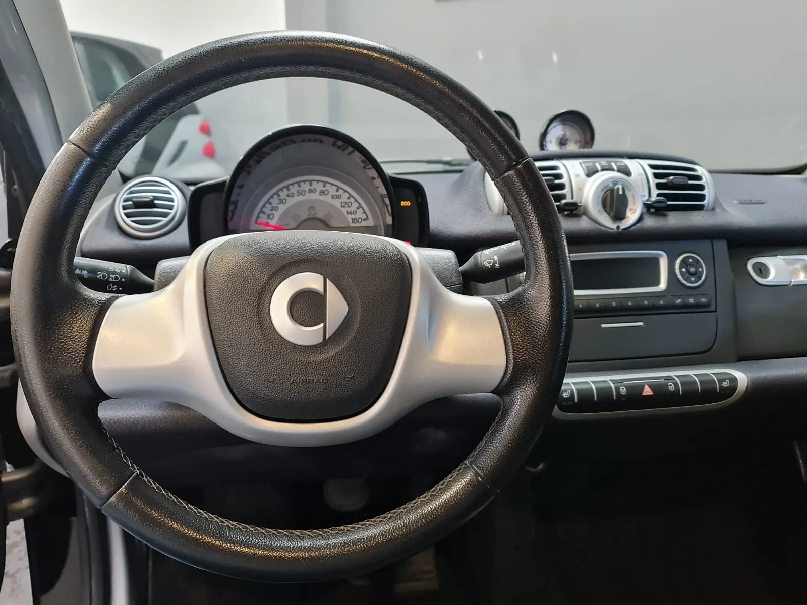 Smart ForTwo Coupé 1.0 mhd Passion 71 10