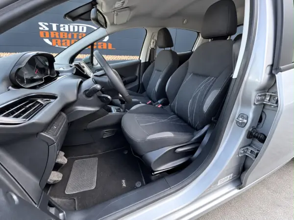 Peugeot 208 1.4 HDi Active 7