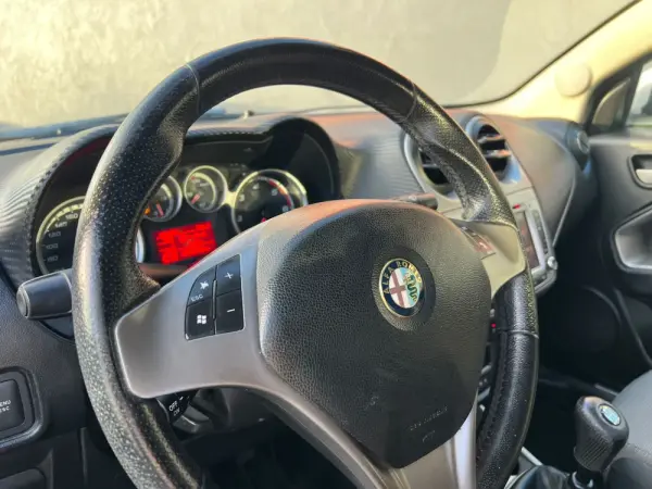 Alfa Romeo MiTo 1.3 JTD Distinctive S&S 7