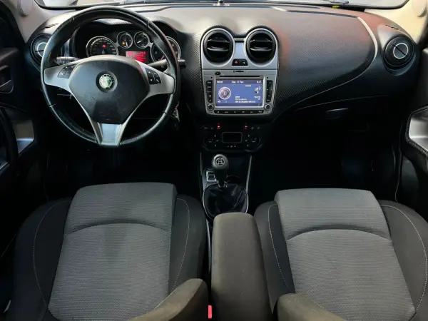 Alfa Romeo MiTo 1.3 JTD Distinctive S&S 14