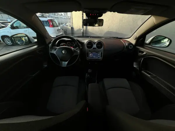 Alfa Romeo MiTo 1.3 JTD Distinctive S&S 18