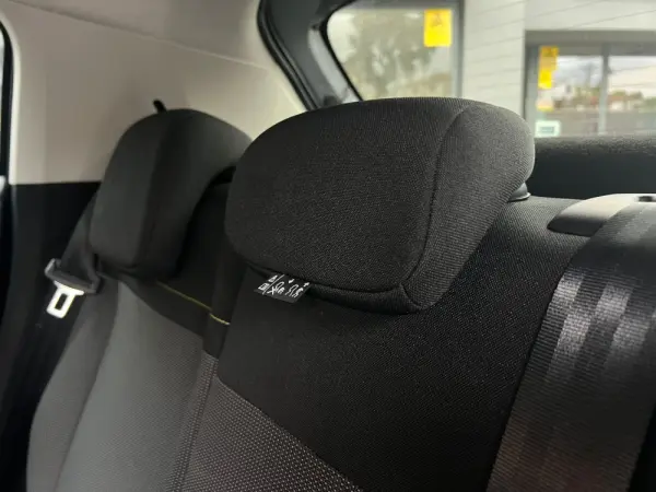 Citroen C3 1.2 PureTech C-Series 17