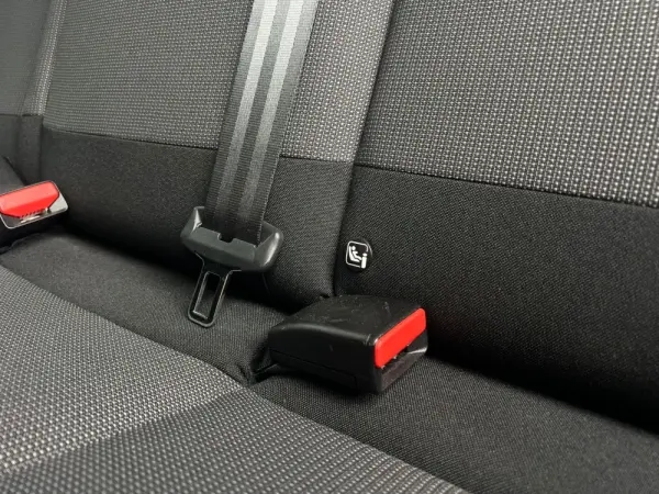 Citroen C3 1.2 PureTech C-Series 18