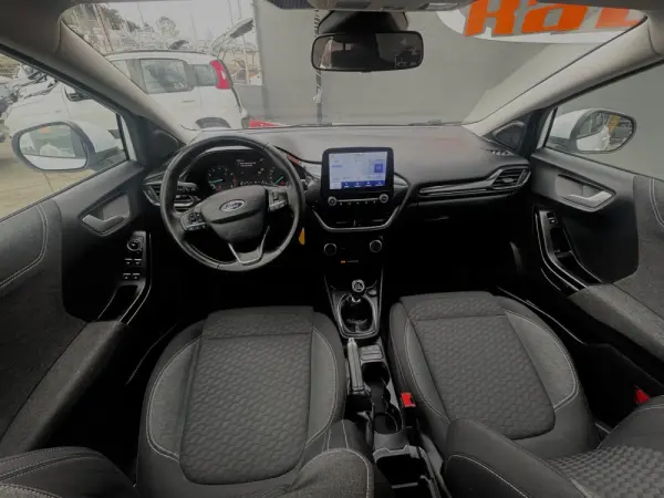 Ford Puma 1.0 EcoBoost MHEV Titanium 7