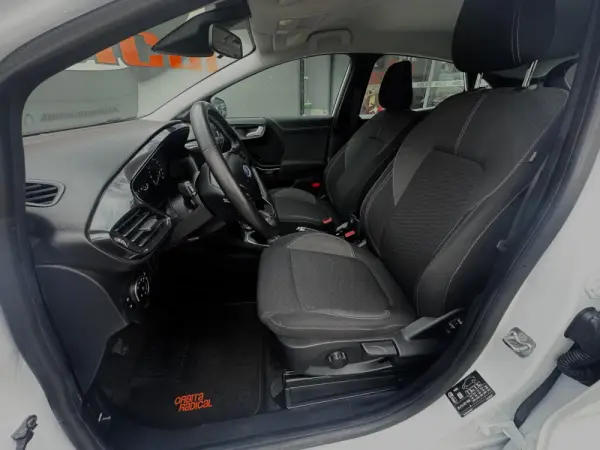 Ford Puma 1.0 EcoBoost MHEV Titanium 8
