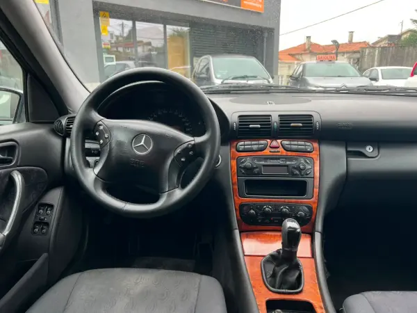 Mercedes-Benz C 220 CDi Avantgarde 5