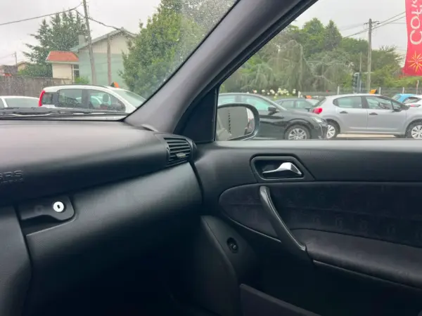 Mercedes-Benz C 220 CDi Avantgarde 12