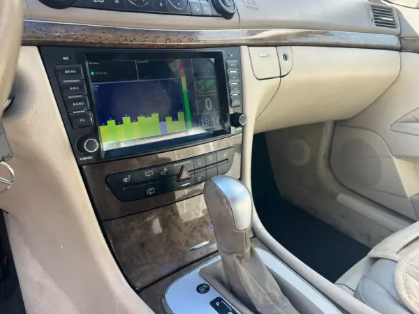 Mercedes-Benz E 220 CDi Avantgarde Aut. 8