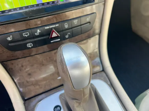 Mercedes-Benz E 220 CDi Avantgarde Aut. 14