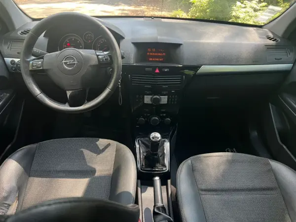 Opel Astra 1.7 DTi Selection 18