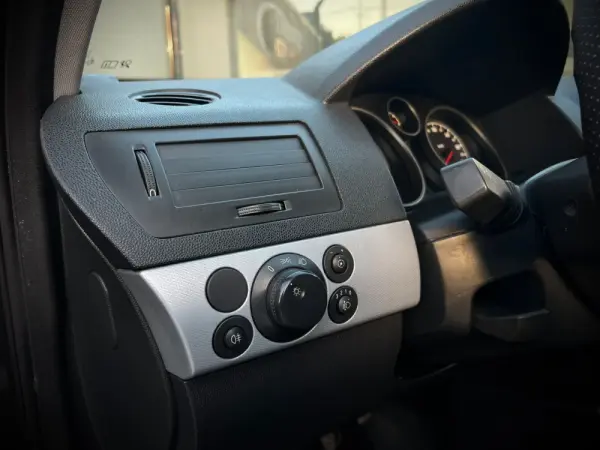 Opel Astra Caravan 1.3 CDTi Edition 9