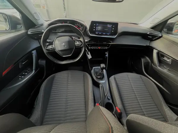 Peugeot 2008 1.2 PureTech Active 7