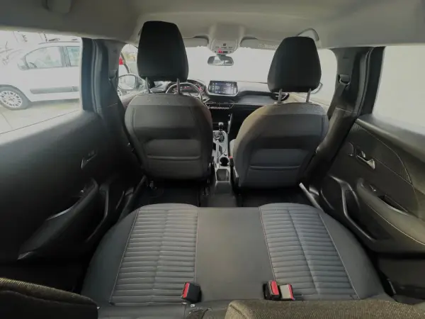 Peugeot 2008 1.2 PureTech Active 9