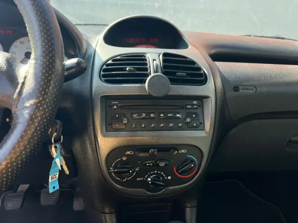 Peugeot 206 SW 1.4 HDi Colorline 8