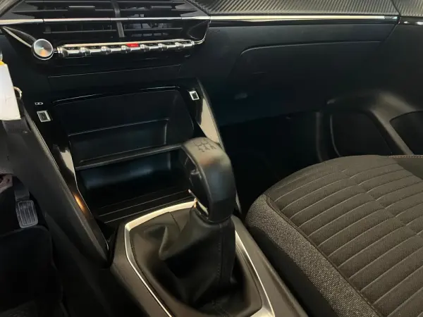 Peugeot 208 1.2 PureTech Active 12