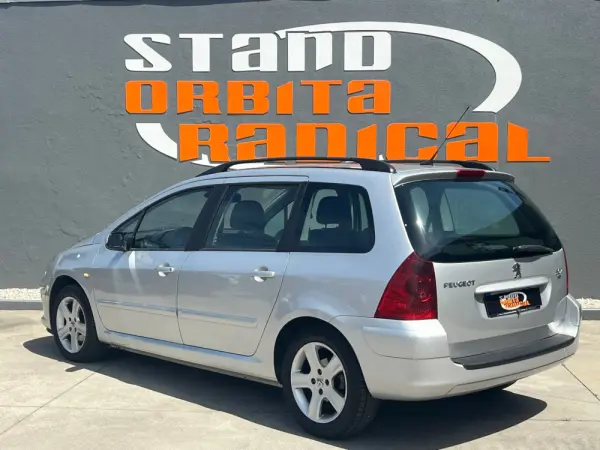 Peugeot 307 SW 1.6 HDi Black & Silver 4