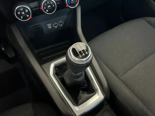Renault Clio 1.0 TCe Zen Bi-Fuel 6