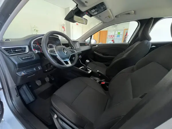Renault Clio 1.0 TCe Zen Bi-Fuel 9