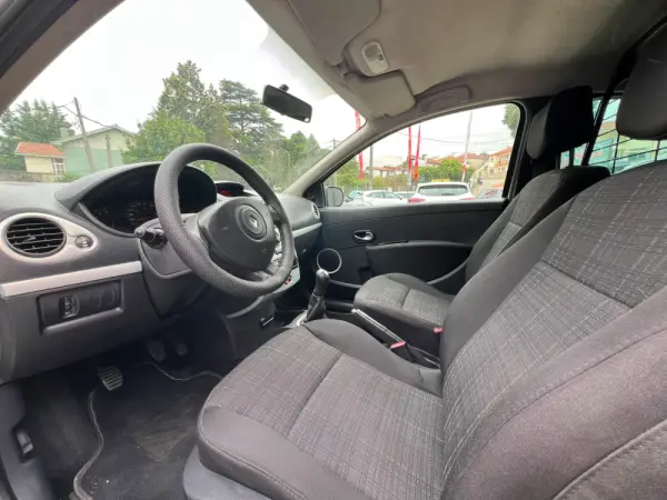 Renault Clio 1.5 dCi Pack 6