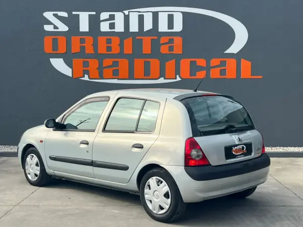Renault Clio 1.2 16V Best Years 4