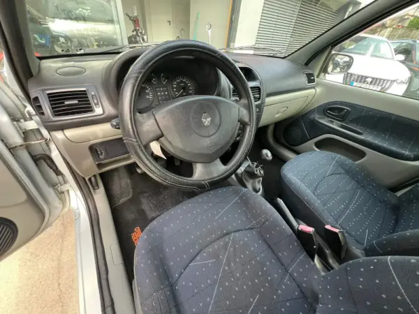 Renault Clio 1.2 16V Best Years 5