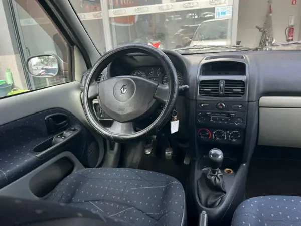 Renault Clio 1.2 16V Best Years 6