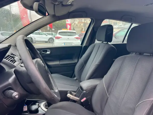Renault Mégane 1.5 dCi C. Authentique 5