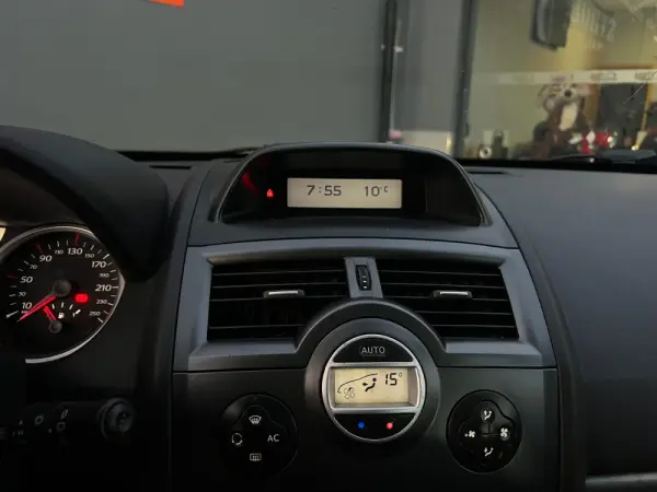 Renault Mégane Break 1.5 dCi Confort 9