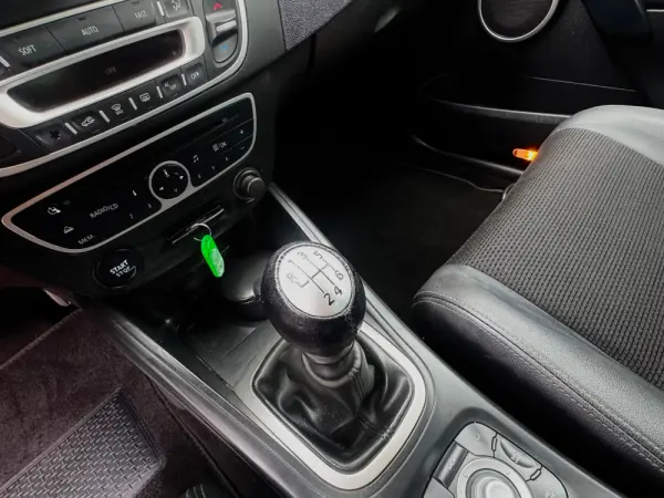 Renault Mégane Coupe 1.5 dCi Sport 17