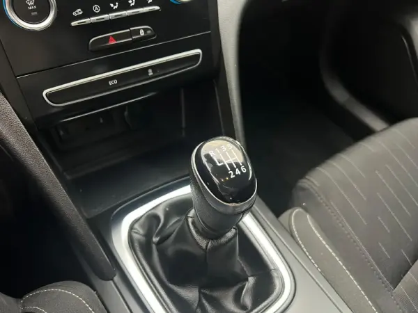 Renault Mégane Sport Tourer 1.5 Blue dCi Limited 10