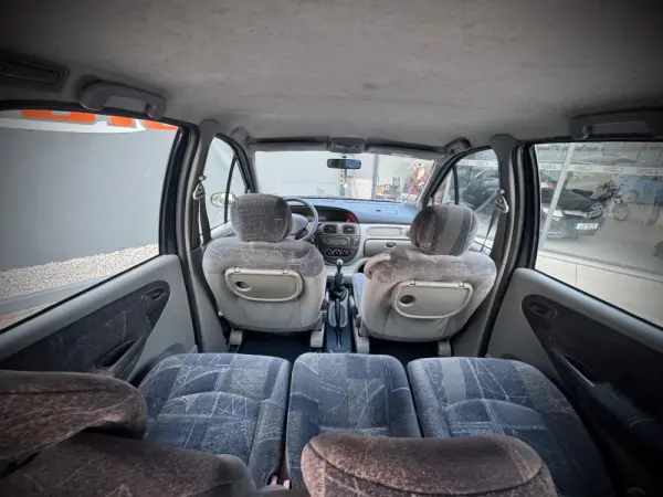 Renault Scénic 1.4 16V 4
