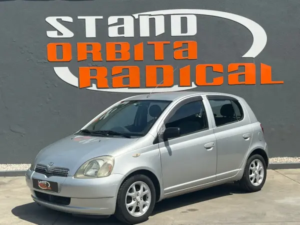Toyota Yaris 1.0 Base C/Radio 1