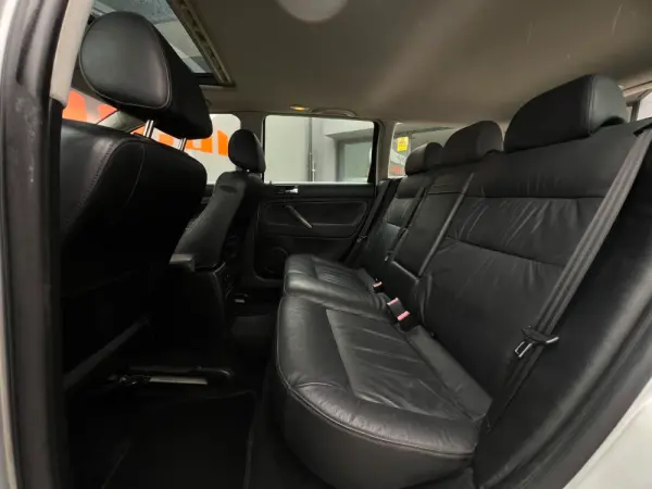 Volkswagen Passat Variant 1.9 TDi Confortline 16