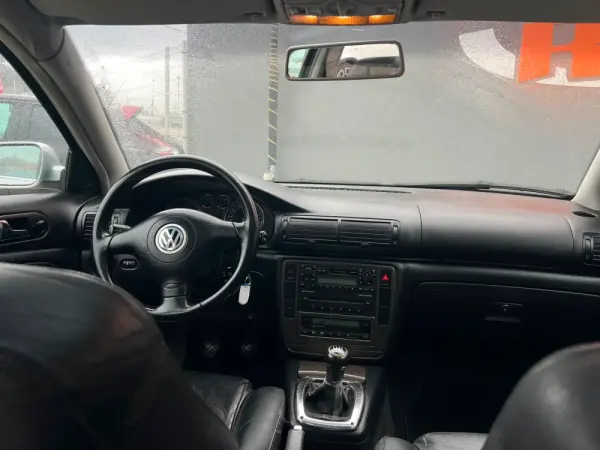 Volkswagen Passat Variant 1.9 TDi Confortline 18