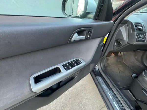 Volvo V50 1.6 D Drive 9