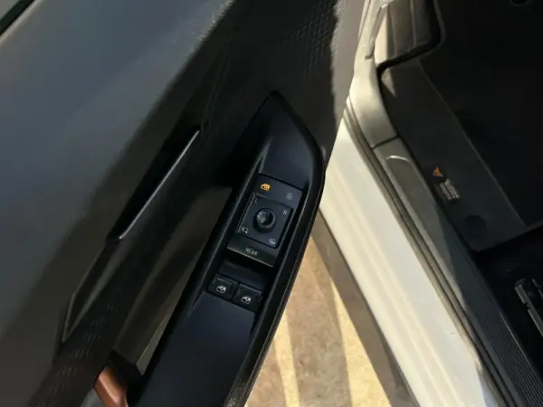 Cupra Born Autonomia WLTP 395KM 150KW ( 204CV ) 16