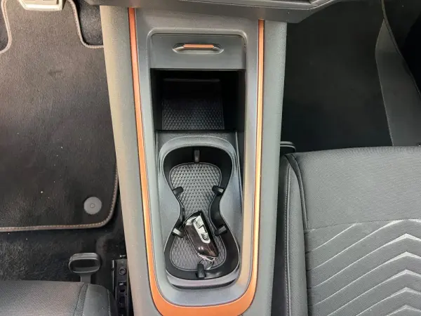 Cupra Born Autonomia WLTP 395KM 150KW ( 204CV ) 18
