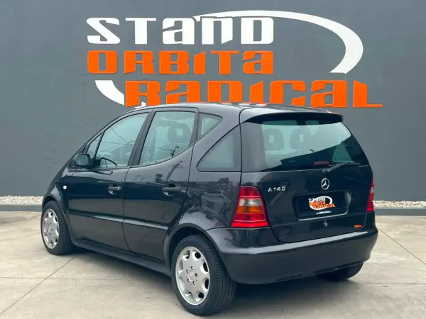Mercedes-Benz A 140 Classic 5