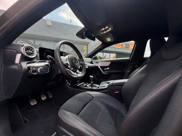 Mercedes-Benz A 180 AMG LINE ECRA FULL LED 19