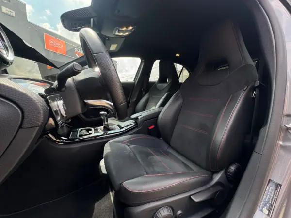 Mercedes-Benz A 180 AMG LINE ECRA FULL LED 20