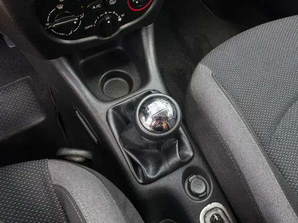 Peugeot 206 1.1 Trendy 9
