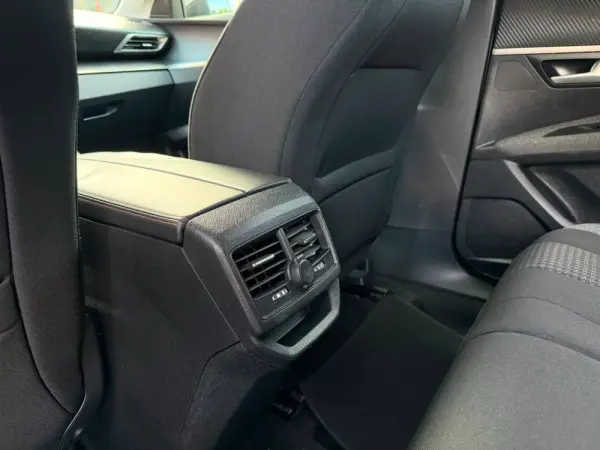 Peugeot 3008 1.5 BlueHDi Allure EAT8 21